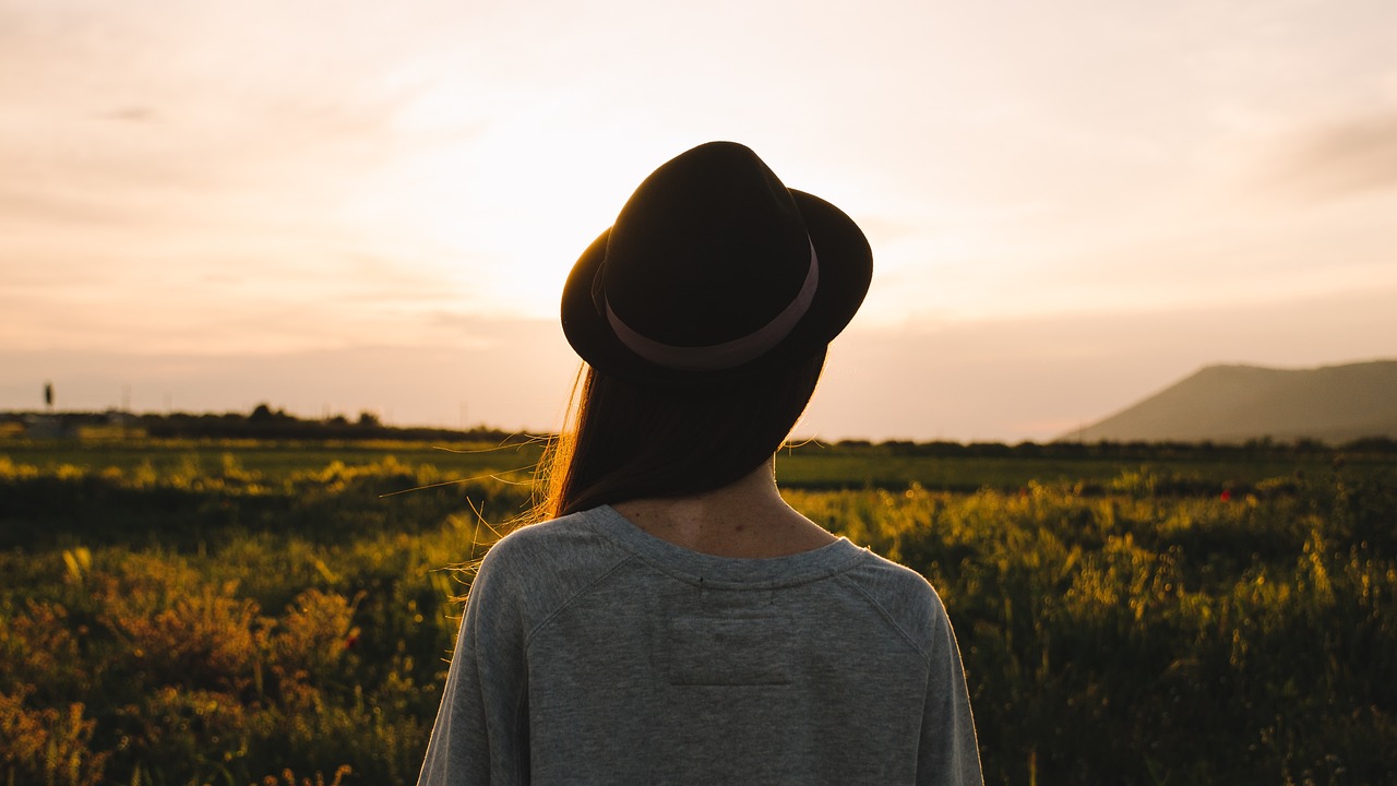 woman, country side, hat