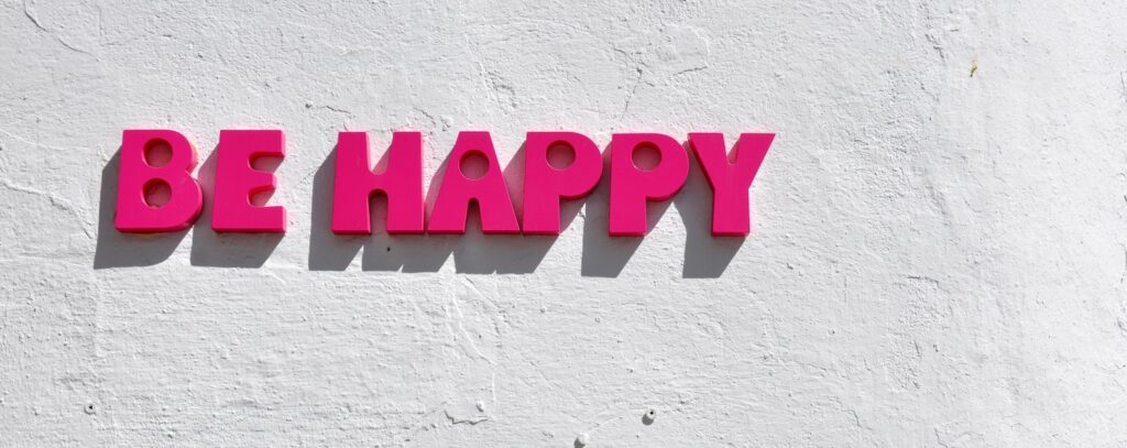 red be happy wall decor